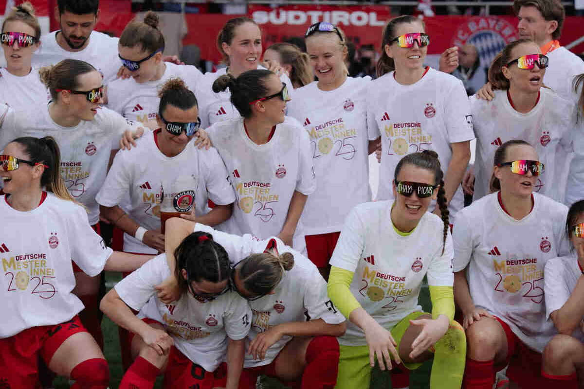 FC Bayern Women Champions Premier Ingredients