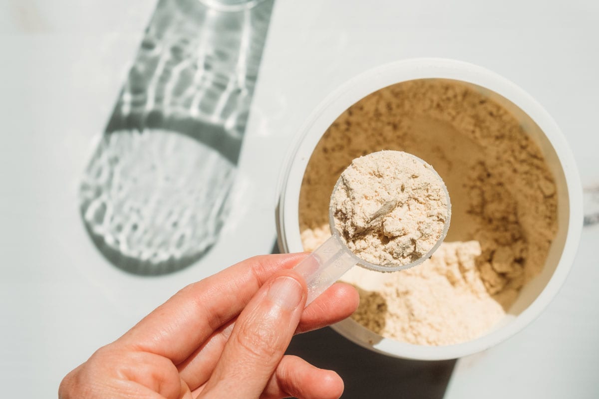 Powders Image 1200x800px Image of a plastic scoop of powder
