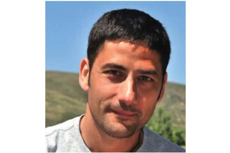 Dr. David Yanez-Ruiz