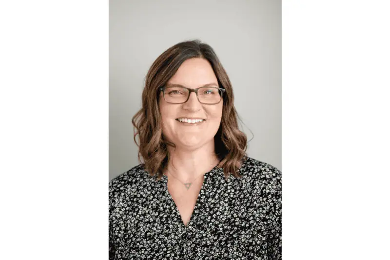 Dr. Stephanie Hansen